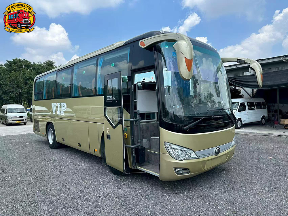 Atsyɔ̃ɖoɖo Tsaɖiɖi Bɔs Yutong ZK6906